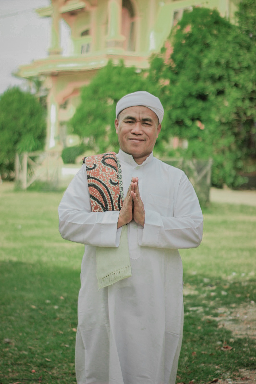 KH. Drs. M. Noerulloh Qomaruddin, AS.MH